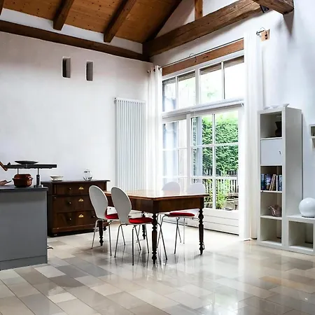 Einzimmer Mit Galerie Fuer Vier Personen Apartment Schernfeld